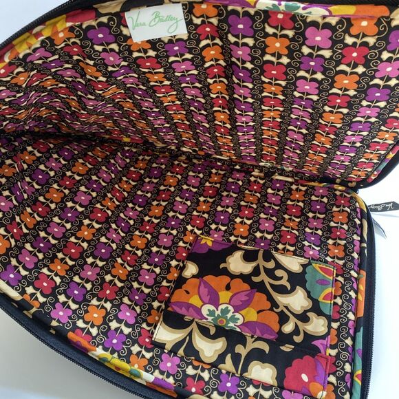 Vera Bradley 17" Laptop Sleeve Suzani Floral Quilted Soft Cotton Zip Top NEW - Picture 9 of 13